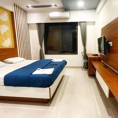 Hotel Ambai Executive Tuljapur 외부 사진