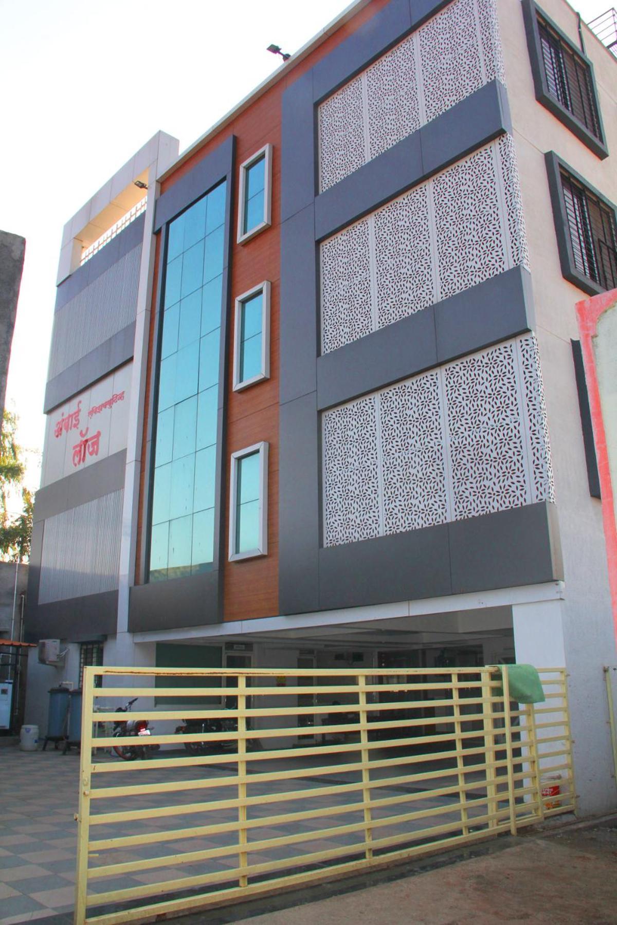 Hotel Ambai Executive Tuljapur 외부 사진